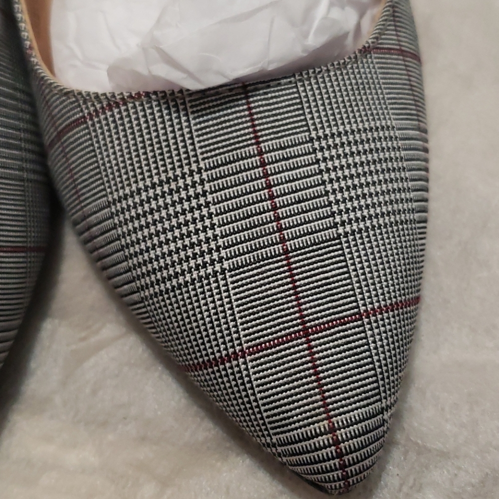a.n.d ea wy Chunky Gray heels - Picture 7 of 9